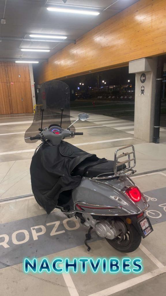 vespa sprint a klasse, Vélos & Vélomoteurs, Scooters | Vespa, Comme neuf, Vespa S, Classe A (25 km/h), Essence, Enlèvement