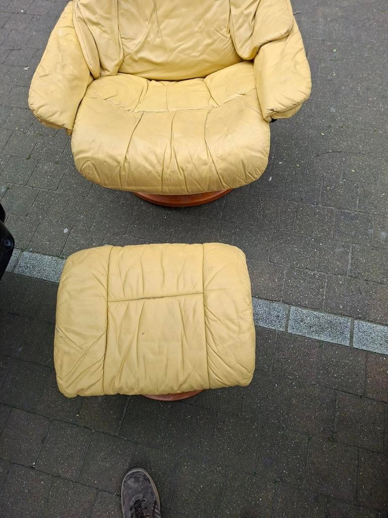 Stressless met voetbank, Ophalen
