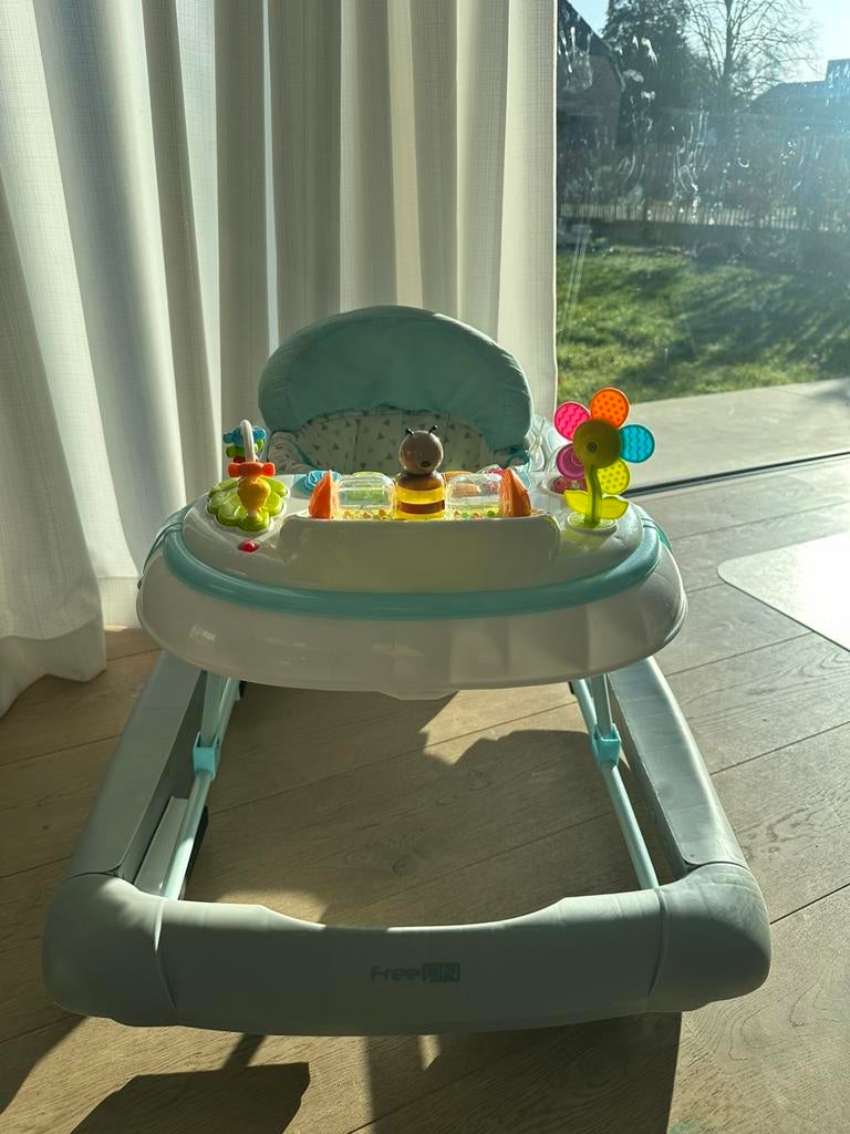 Loopkar, Kinderen en Baby's, Kinderstoelen, Zo goed als nieuw, Inklapstoel, Ophalen