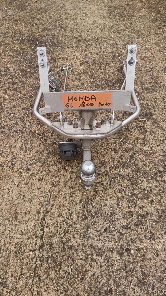 Trekhaak voor goldwing 1800, Ophalen