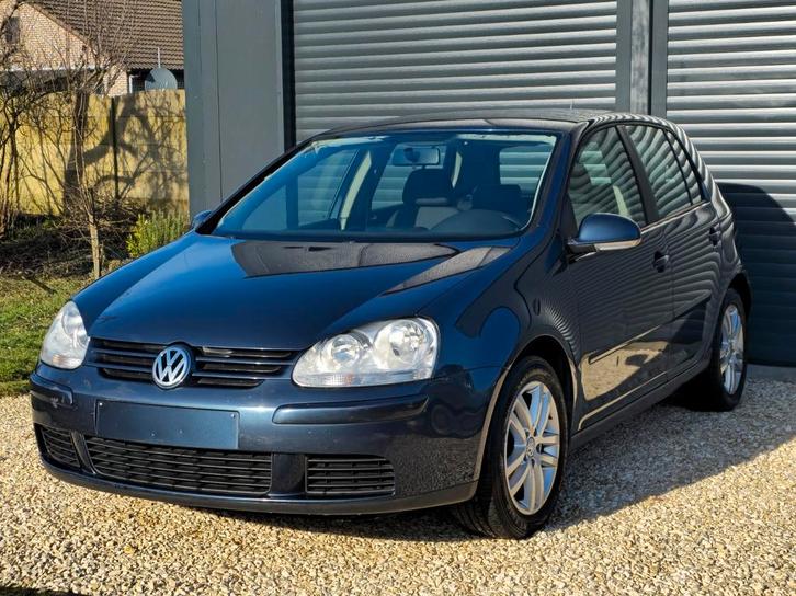 Volkswagen golf 5 benzine met 167xxx km bj2008, Auto's, Volkswagen, Particulier, ABS, Airbags, Airconditioning, Boordcomputer