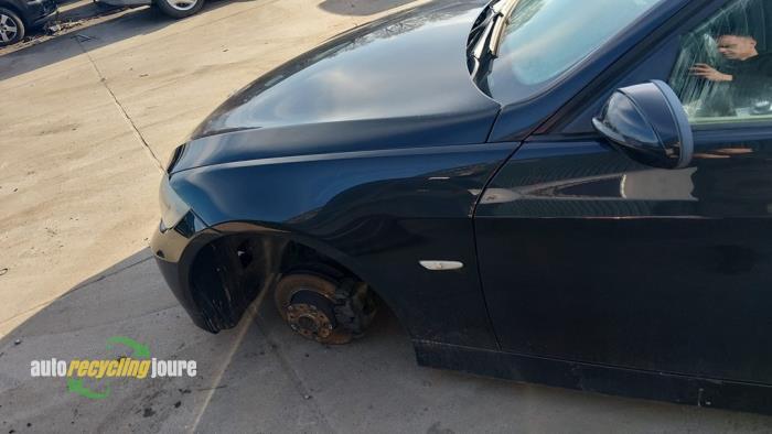 Aile avant gauche d'un BMW 3-Serie (475), -, -, 3 mois de garantie, Utilisé