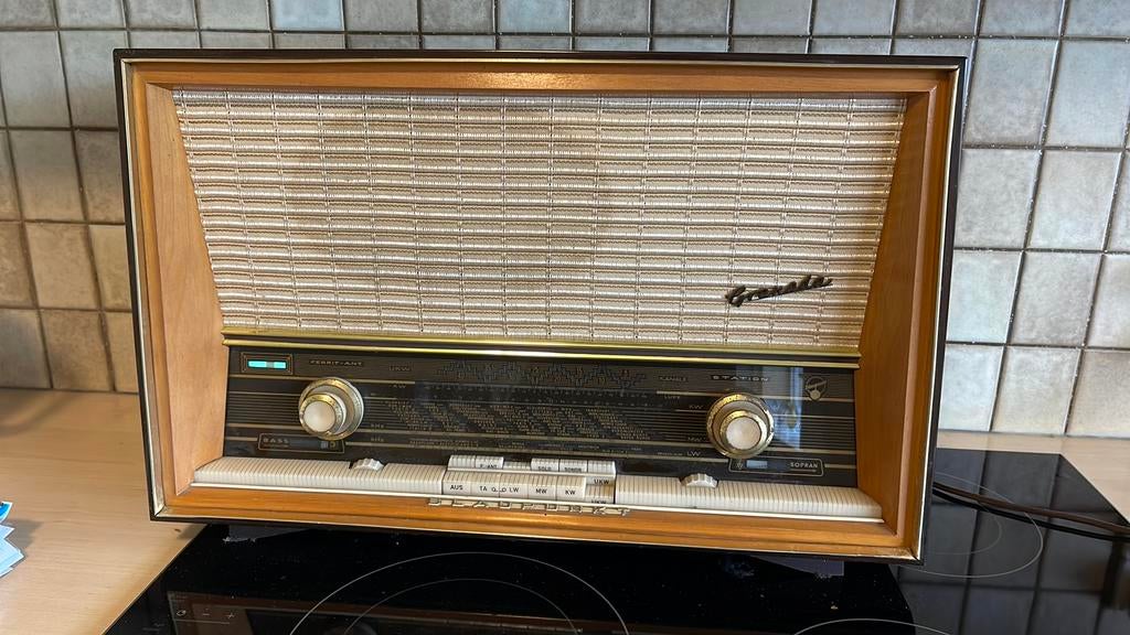 Blaupunkt Granada lampenradio jaren 60, Enlèvement, Comme neuf