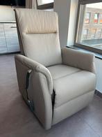 Relaxzetel elektrisch/leder/tilfunctie, Ophalen, Klassiek, Zo goed als nieuw, 50 tot 75 cm