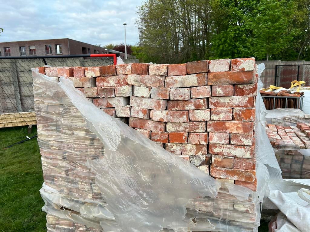 Beerse stenen, Ophalen, Zo goed als nieuw