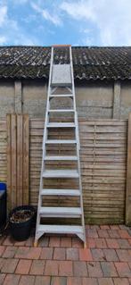 2 ladders: 3x15 treden + 2x10 treden, Doe-het-zelf en Bouw, Ladders en Trappen, Ophalen of Verzenden