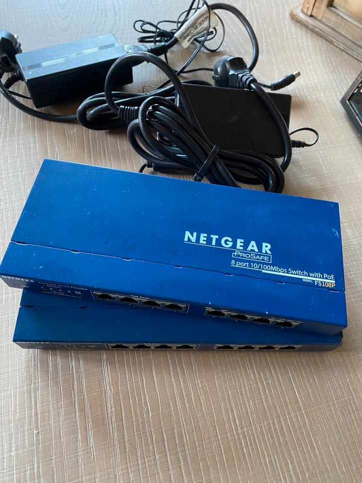 Netgear PoE netwerk switch, Informatique & Logiciels, Commutateurs réseau, Utilisé, Enlèvement