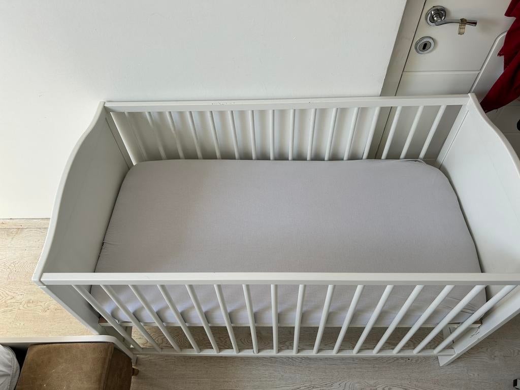 Je vends le lit avec le matelas., Enlèvement, Comme neuf, Lit