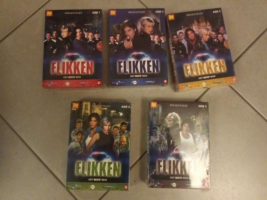 NIEUW Complete reeks Beste van Flikken, CD & DVD, DVD | Sport & Fitness, Enlèvement ou Envoi