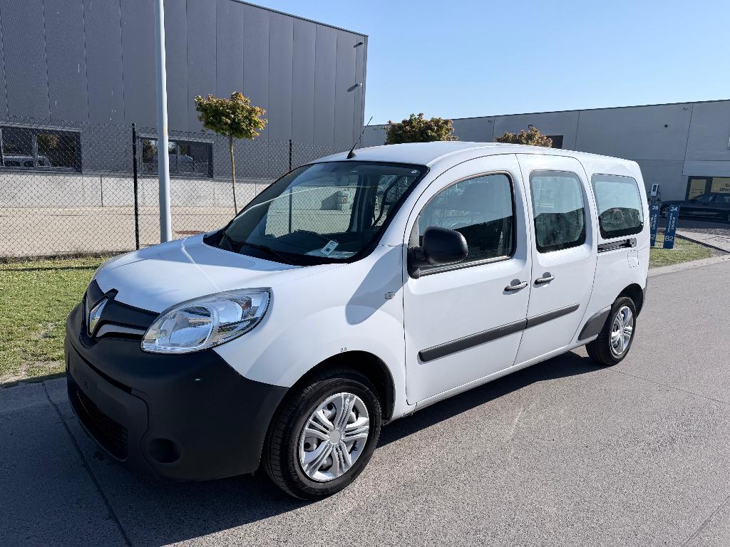 kangoo maxi L2/2021/Diesel/lez ok 2030 5537,19€/hors TVA, Autos, Camionnettes & Utilitaires, Entreprise, Achat, USB, Renault, Diesel