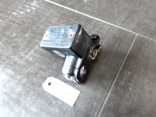 RF600 1993 - 1997 Suzuki Rempomp D1-57972