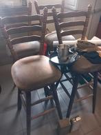 4 oude bar krukken, Enlèvement