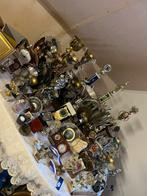 Lot trofeeën en bekers, Ophalen