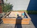 Zandbak/speelzand + dekzeil + speelgoed + rubberen tegels, Kinderen en Baby's, Ophalen