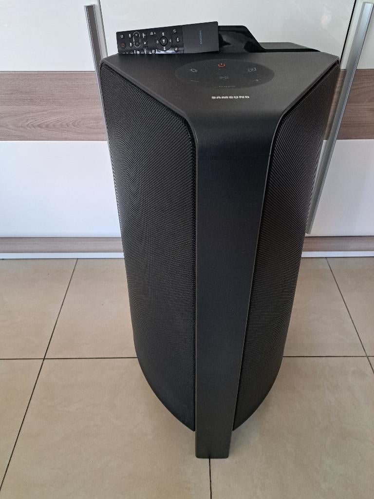Magnifique enceinte Samsung, 1 500 W, comme neuve, TV, Hi-fi & Vidéo, Enceintes, Comme neuf, Ensemble surround complet, 120 watts ou plus