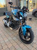 BMW F900r casi neuve 1000km 2025, Permis Moto A, Plus de 35 kW, 2 cylindres, Particulier