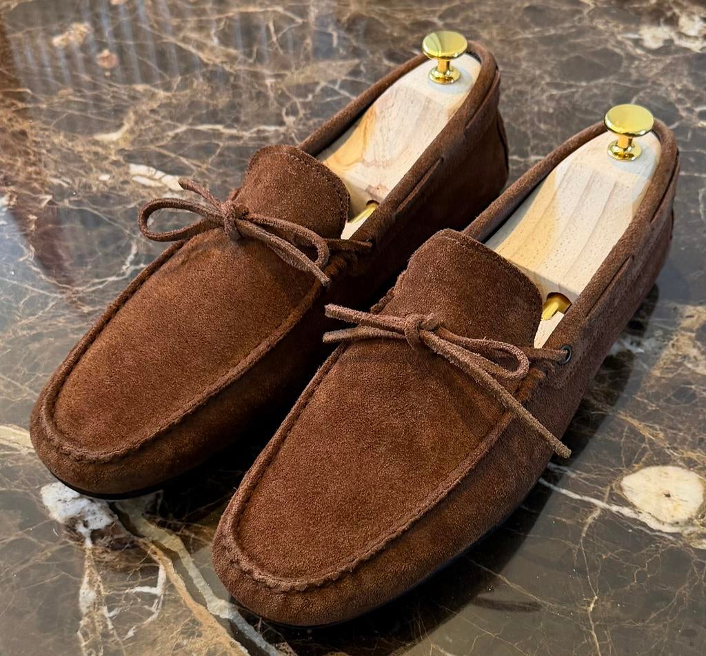 Chaussures de conduite Tod's Gommino Loafers taille 43, Vêtements | Hommes, Chaussures, Enlèvement ou Envoi, Brun, Flâneurs, Porté