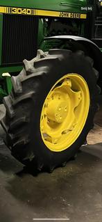 Tractor banden 12.4 R 28 John deere, Ophalen