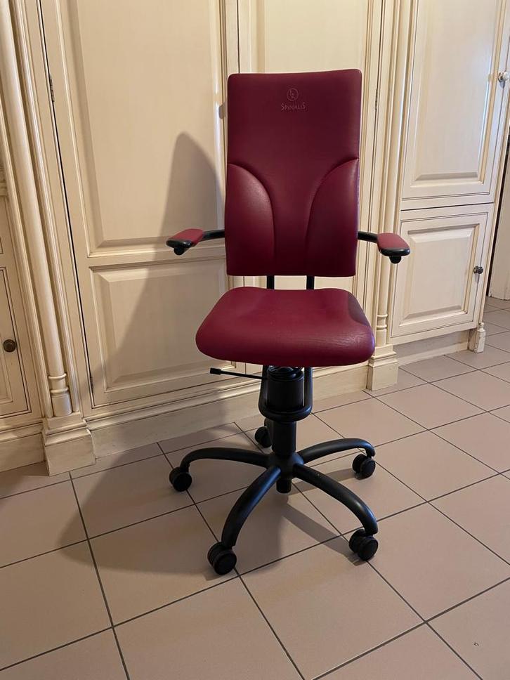 Chaise de bureau Spinalis, Maison & Meubles, Chaises de bureau, Comme neuf, Chaise de bureau, Rouge, Ergonomique, Enlèvement