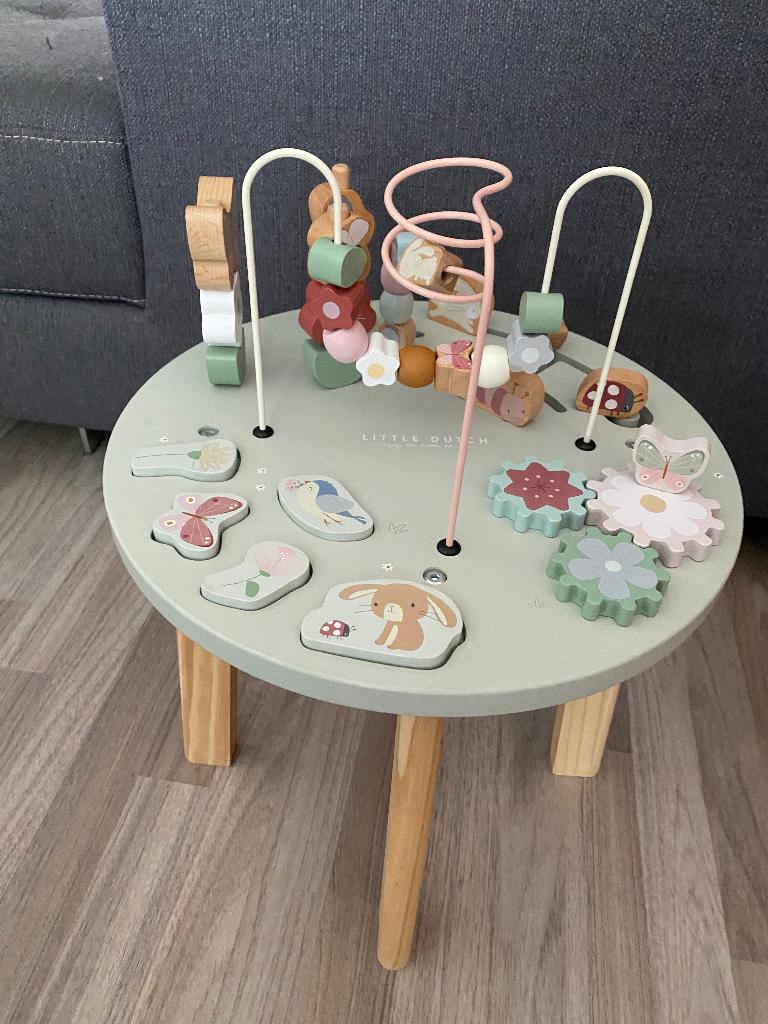 Activiteitentafel Little Dutch, Ophalen, Zo goed als nieuw, Overige typen