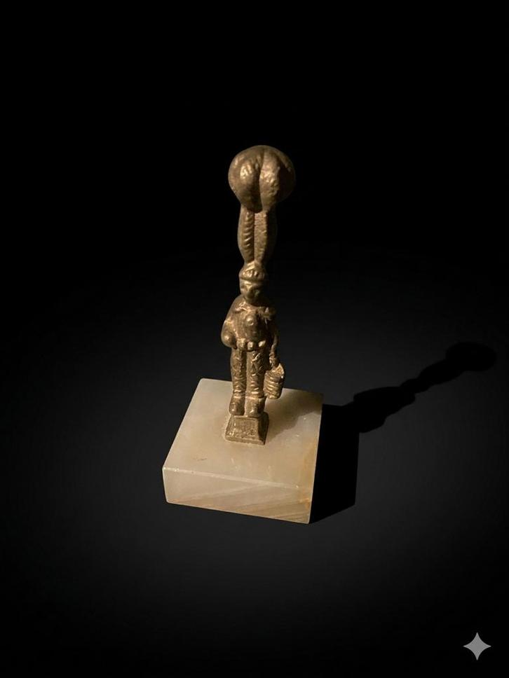 Vintage Bronzen Beeldje "Gille de Binche" op Onyx Voet, Collections, Statues & Figurines, Comme neuf, Enlèvement