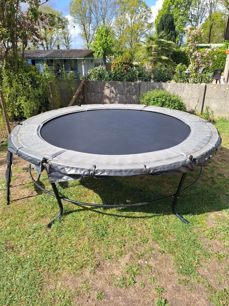 Trampoline, Ophalen