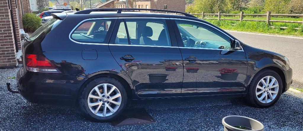 Vw Golf Variant SW 1.6 CR TDi Highline BMT DPF, Autos, Euro 5, Alcantara, 5 portes, Particulier