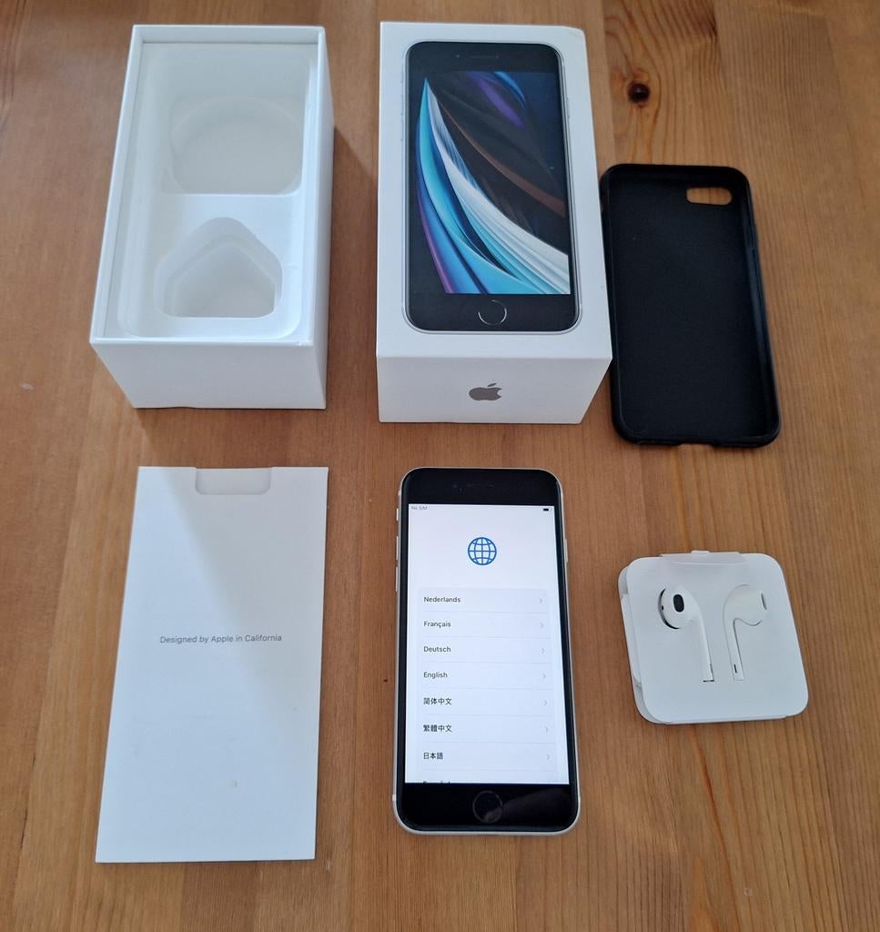 iPhone SE 2020 (A2296) – 64GB – Wit – Doos + accessoires, Telecommunicatie, Mobiele telefoons | Apple iPhone, Zo goed als nieuw