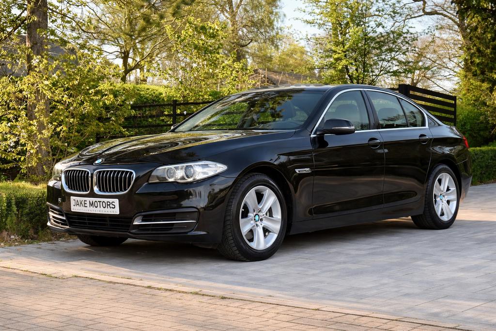 520 dXA ** XDRIVE ** TOIT OUVRANT ** GARANTIE **, Auto's, BMW, Automaat, 1995 cc, 4 cilinders, Zwart