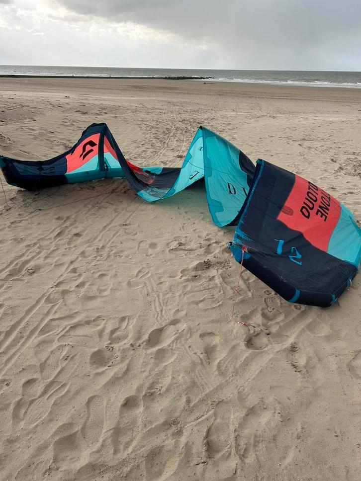 Duotone dice 12m, Watersport en Boten, Kitesurfen, Gebruikt, Kite, 12 m², Ophalen