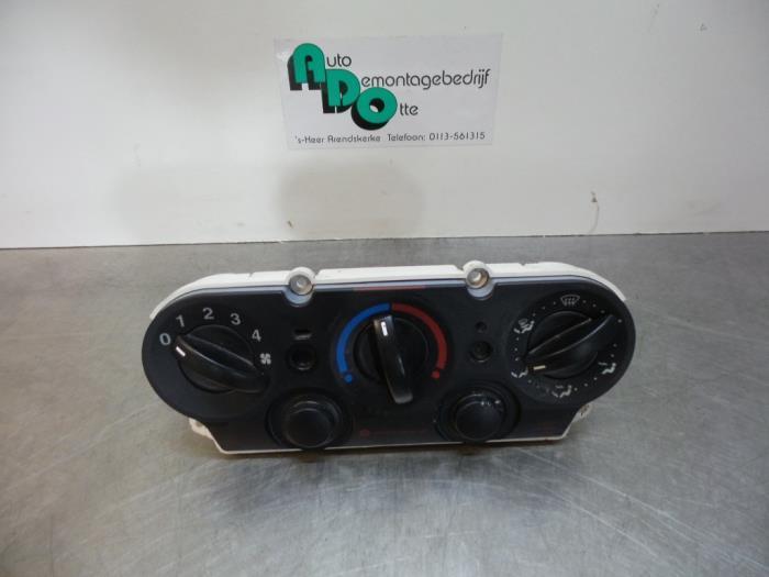 Kachel Bedieningspaneel van een Ford Fiesta (Fiesta 05-), Auto-onderdelen, Dashboard en Schakelaars, Ford, Gebruikt, 3 maanden garantie