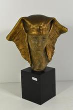 Cléopâtre a signé Carli. 082/GE., Enlèvement