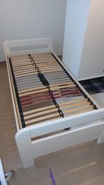 Eenpersoonsbed met lattenbodem gratis af te halen, Huis en Inrichting, Ophalen