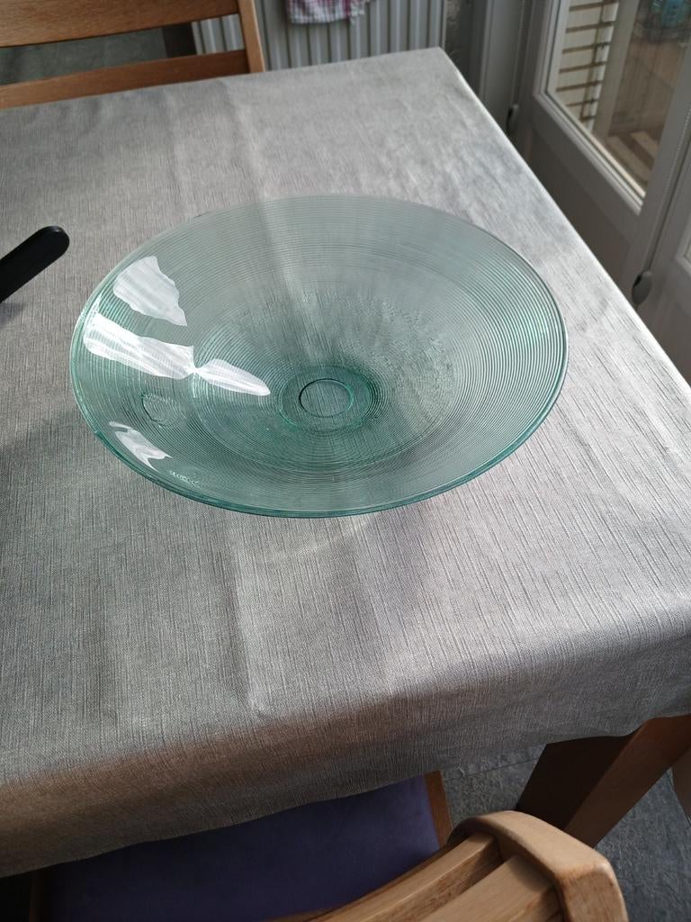 Glazen schaal, Ophalen, Schaal