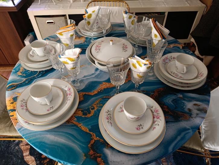 Service de table belle porcelaine belge, Antiek en Kunst, Antiek | Servies compleet, Ophalen