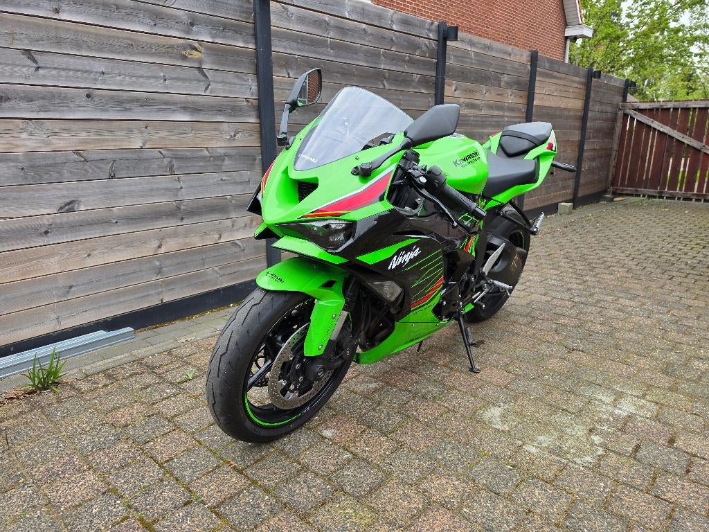 Kawasaki ZX6R model 2023, Motoren, Motoren | Kawasaki, Sportuitlaat, 636 cc, 4 cilinders, Motorrijbewijs A