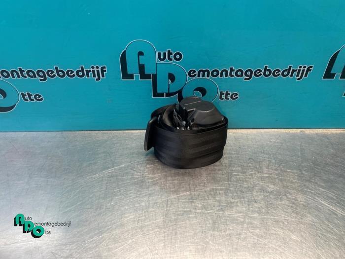 Veiligheidsgordel links-achter van een Volkswagen Polo (Polo, Auto-onderdelen, Interieur en Bekleding, Volkswagen, Gebruikt, 3 maanden garantie