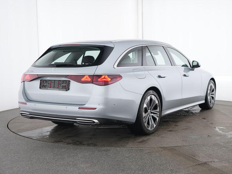 Mercedes-Benz E-klasse 300 e Break Luxury Line | Distronic |, Autos, Mercedes-Benz, Argent ou Gris, Entreprise, Hybride rechargeable