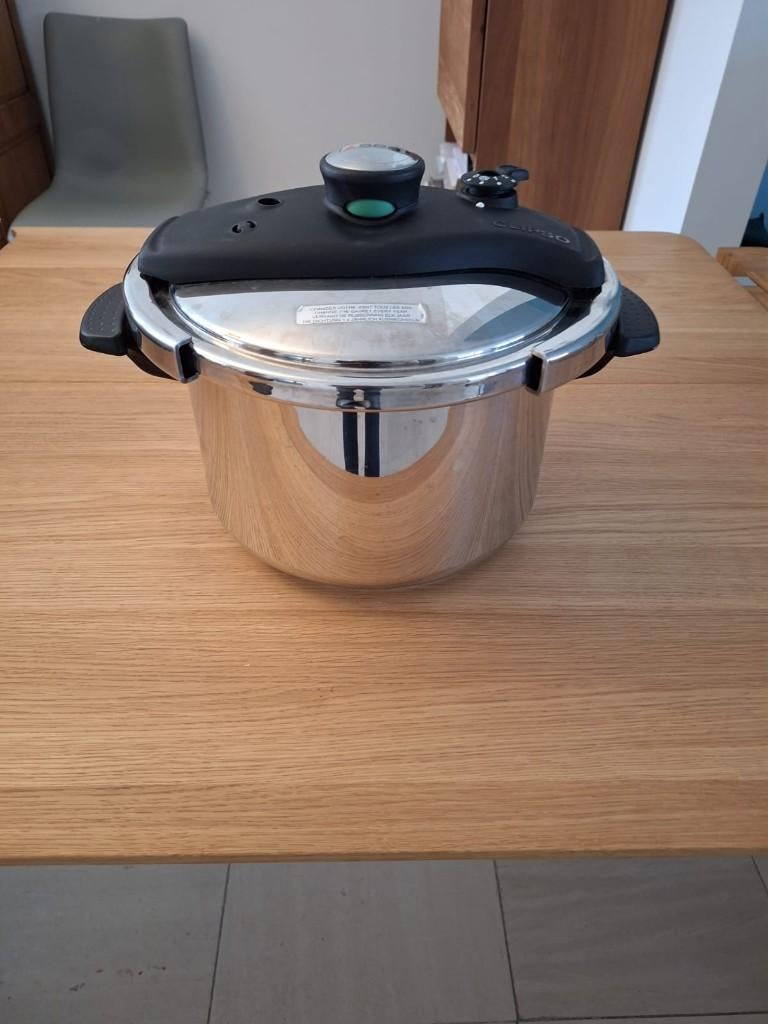 Autocuiseur SEB Clipso 8L, Inox, Comme neuf, Enlèvement, Plaque céramique