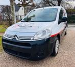 MOOIE CITROEN BERLINGO 1.6HDI 3-ZIT AIRCO GEKEURD, Auto's, Bestelwagens en Lichte vracht, Voorwielaandrijving, Euro 5, Stof, Parkeersensor