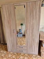 Kleerkast, Ophalen, 100 tot 150 cm, 200 cm of meer