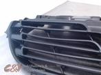 Grille van een Renault Trafic, Gebruikt, -, Renault, -