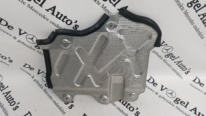 Couverture moteur d'un Mercedes Vito, Autos : Pièces & Accessoires, Moteurs & Accessoires, Mercedes-Benz, Utilisé, 3 mois de garantie