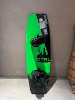 Wakeboard, Sports nautiques & Bateaux, Enlèvement, Utilisé, Planche et Chausses