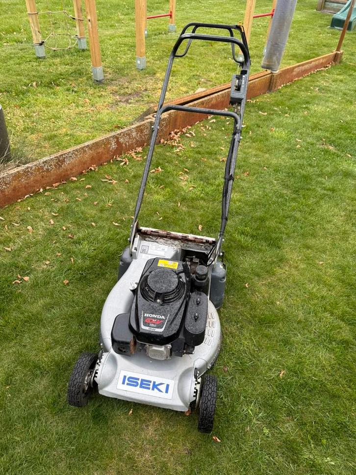 Iseki grasmaaier met rol, Jardin & Terrasse, Tondeuses à gazon, Utilisé, Tondeuses à gazon à essence, 50 cm ou plus, Tondeuse rotative