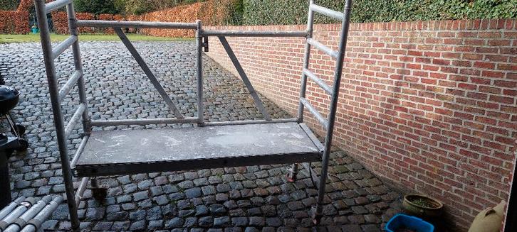 Échafaudage roulant Altrex 3,6m complet + plateau, Bricolage & Construction, Outillage | Autres Machines, Utilisé, Enlèvement