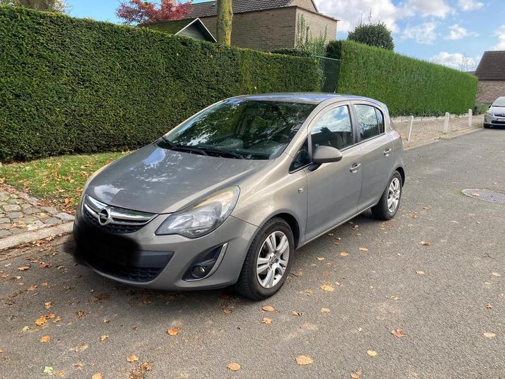 OPEL corsa  1.2 eco flex benzine €5, Auto's, Opel, Particulier, Corsa, Radio, Benzine, Euro 5, Ophalen