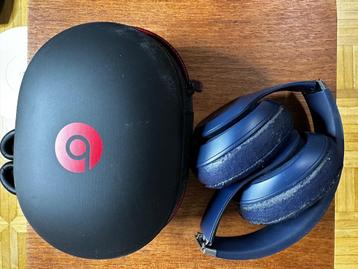 Beats Studio3 Wireless (kussens zijn afgeslepen)  beschikbaar voor biedingen