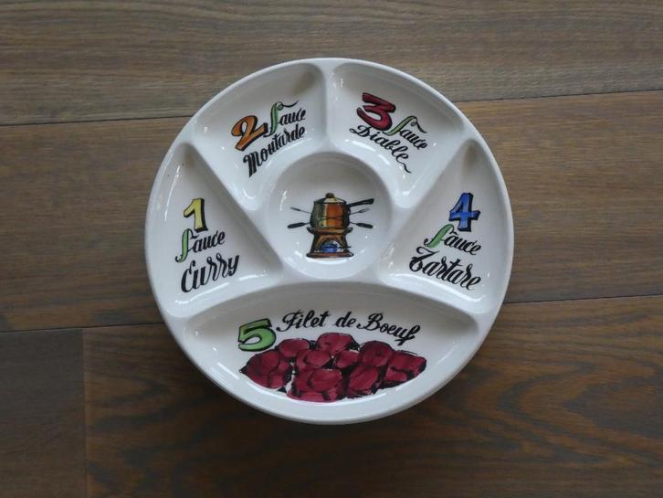 Vintage fondueborden, Huis en Inrichting, Keuken | Servies, Zo goed als nieuw, Bord(en), Overige stijlen, Aardewerk, Ophalen of Verzenden