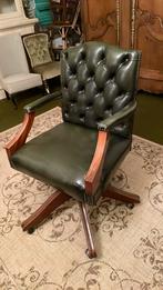 Groene antieken engelse bureaustoel groen ledere, Ophalen